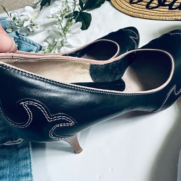 Vintage Romanelli Made in Italy black/pink leather scalloped detail pinup heels - Picture 8 of 10